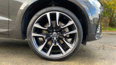 Volvo XC60 2.0 B5P Ultra Dark 5dr AWD Geartronic Petrol Estate